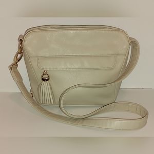 Carriage House White Leather Purse